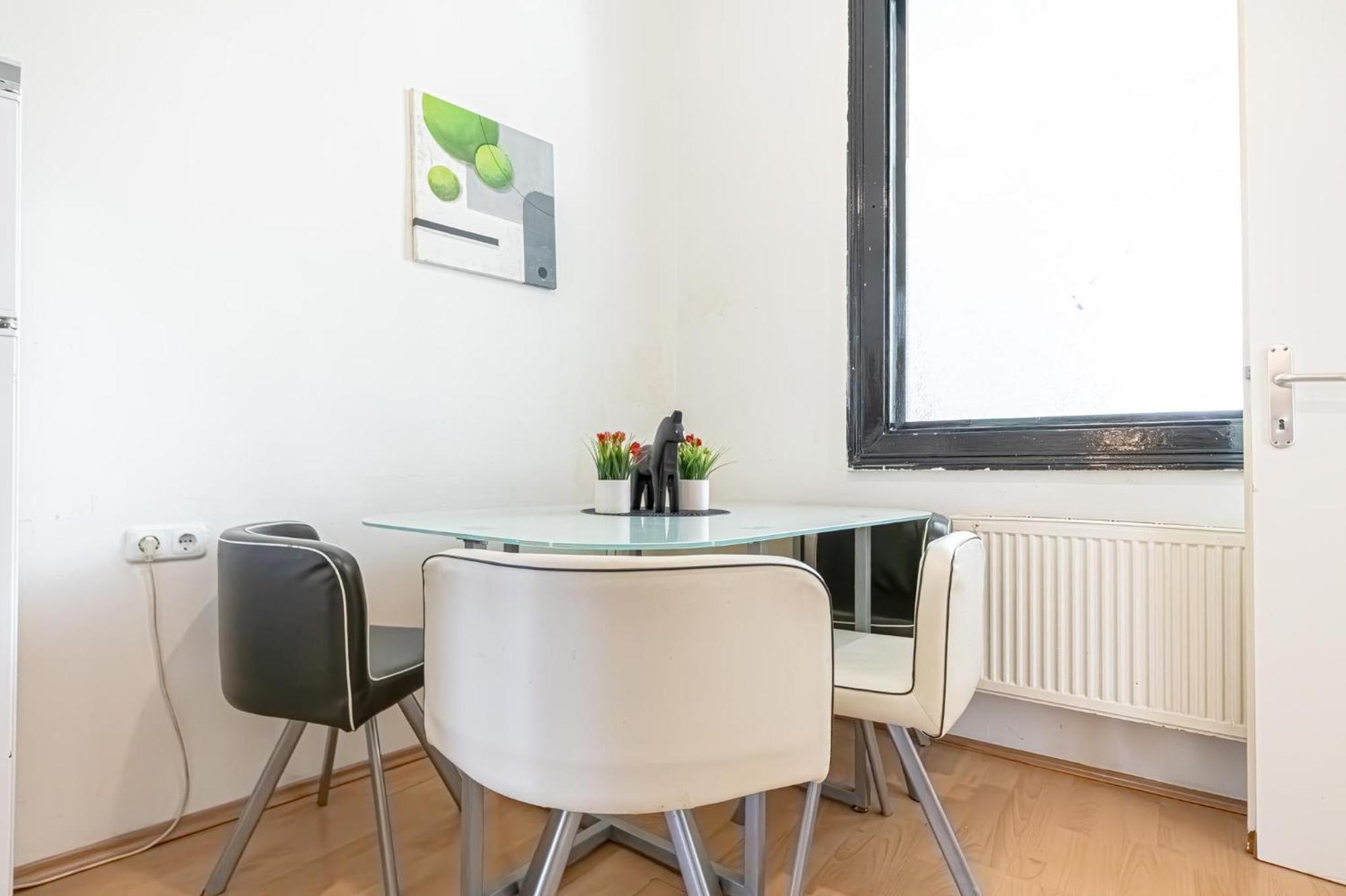 Sweet 3Br Shared Apt Near Wiener Stadthalle & Central Eksteriør billede