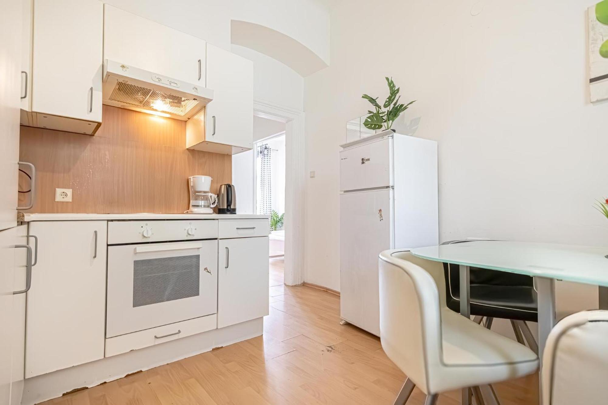 Sweet 3Br Shared Apt Near Wiener Stadthalle & Central Eksteriør billede